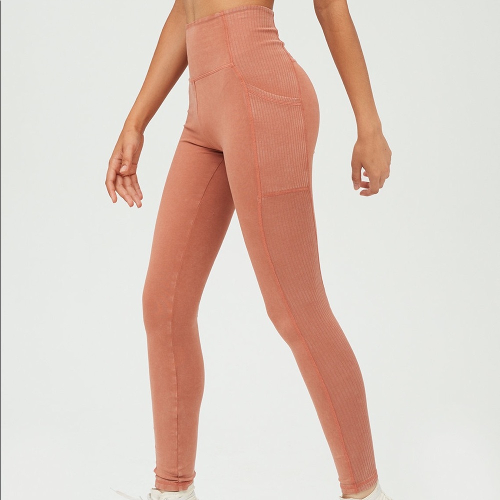 Aerie Offline OG High-Rise Pocket Leggings